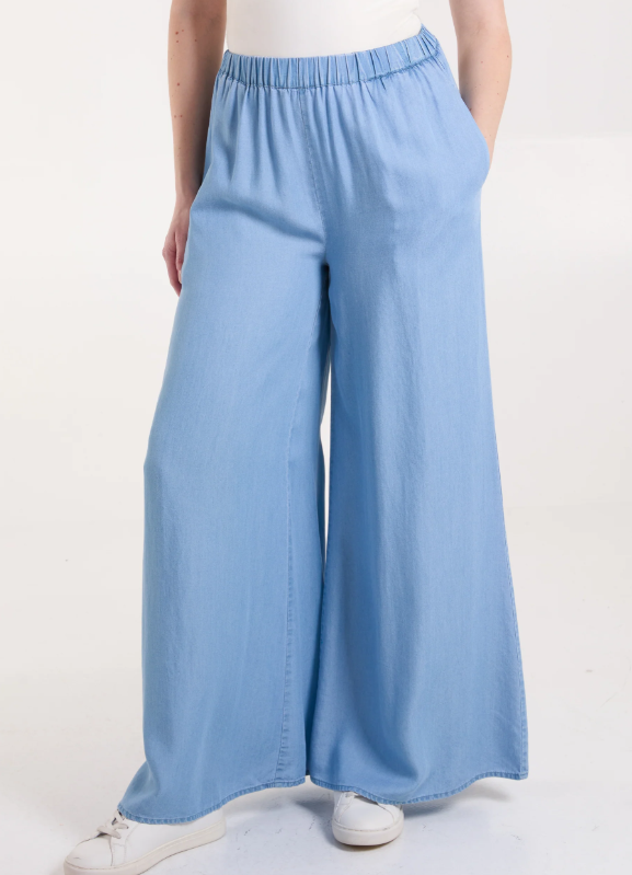 Astrid Wide leg denim trousers